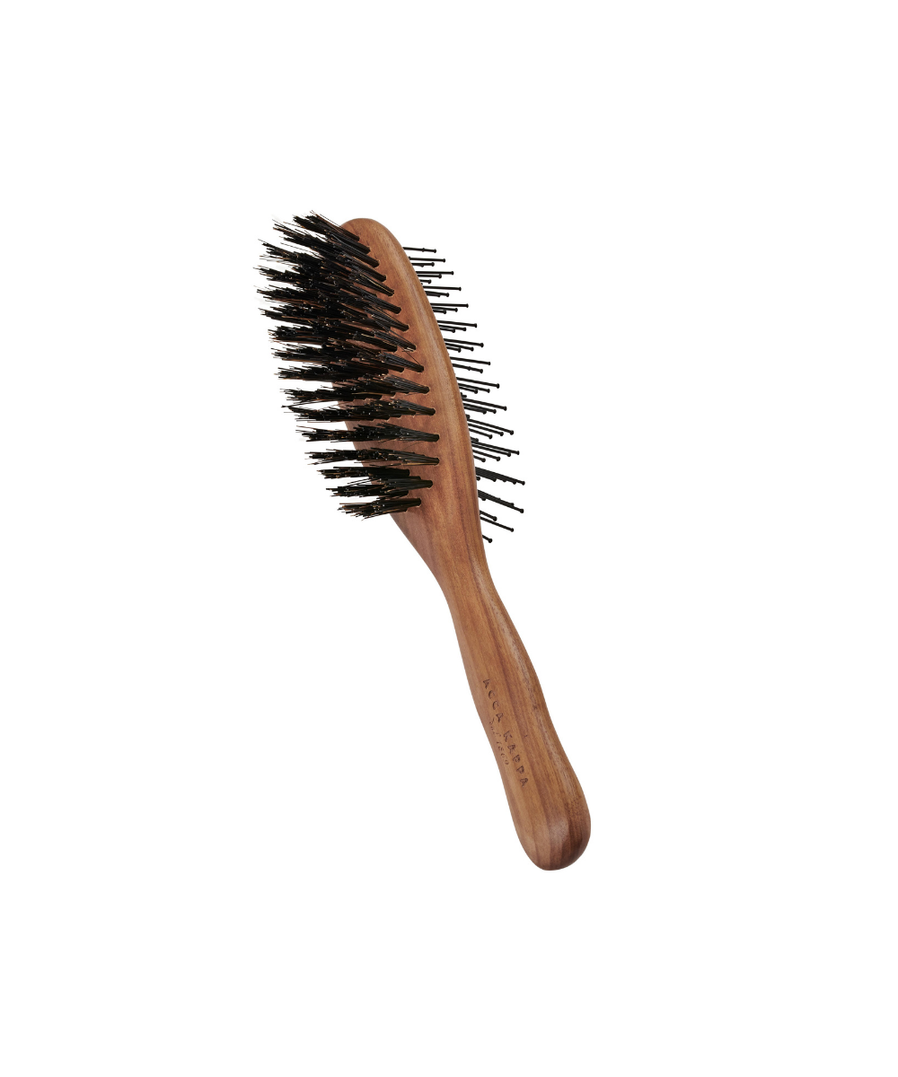 dog-brush-in-walnut-wood